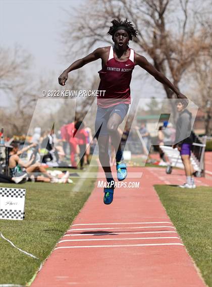Thumbnail 1 in Pomona Invitational Boys Triple Jump photogallery.