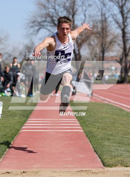 Thumbnail 1 in Pomona Invitational Boys Triple Jump photogallery.
