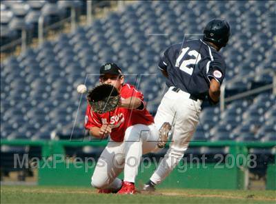 Thumbnail 3 in Congressional Bank Baseball Classic All-Star Game photogallery.