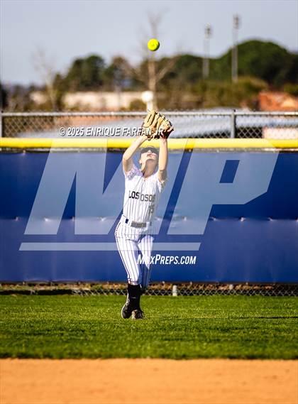 Thumbnail 3 in Northview vs. Los Osos (Sarah Cruz Memorial Tournament) photogallery.