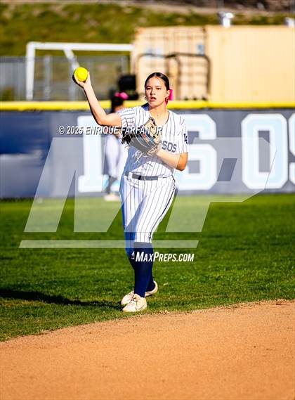 Thumbnail 2 in Northview vs. Los Osos (Sarah Cruz Memorial Tournament) photogallery.