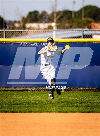 Thumbnail 1 in Northview vs. Los Osos (Sarah Cruz Memorial Tournament) photogallery.