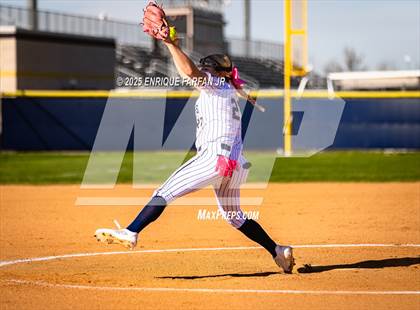 Thumbnail 3 in Northview vs. Los Osos (Sarah Cruz Memorial Tournament) photogallery.