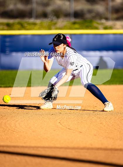 Thumbnail 3 in Northview vs. Los Osos (Sarah Cruz Memorial Tournament) photogallery.