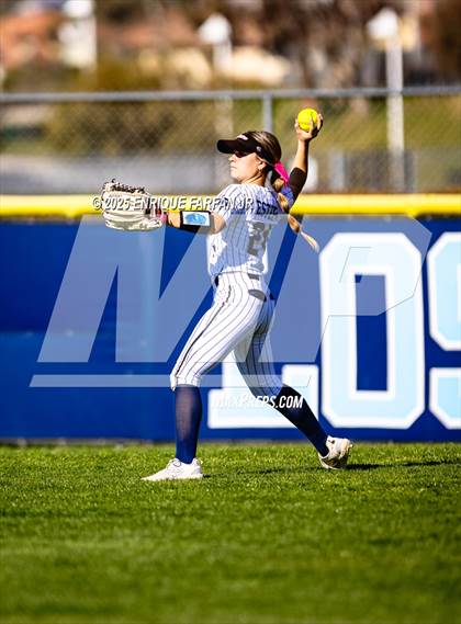 Thumbnail 3 in Northview vs. Los Osos (Sarah Cruz Memorial Tournament) photogallery.