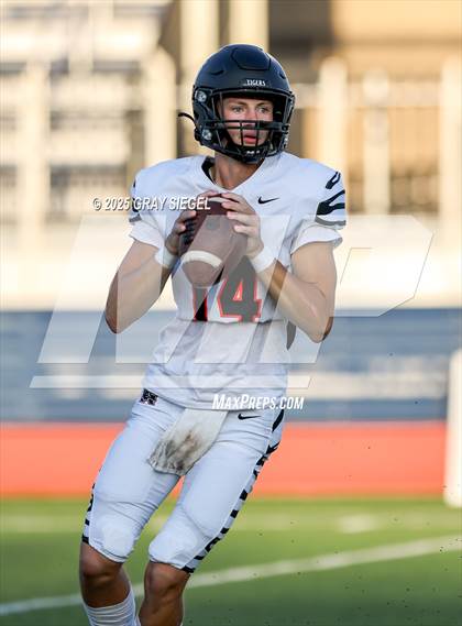 Thumbnail 1 in Norman @ Edmond North photogallery.