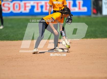 Thumbnail 2 in Los Alamitos vs. Foothill photogallery.