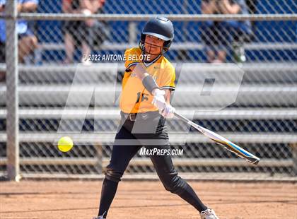 Thumbnail 1 in Los Alamitos vs. Foothill photogallery.