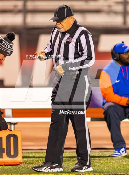 Thumbnail 2 in James Island vs Carolina Forest (SCHSL 5A-D1 Round 2) photogallery.