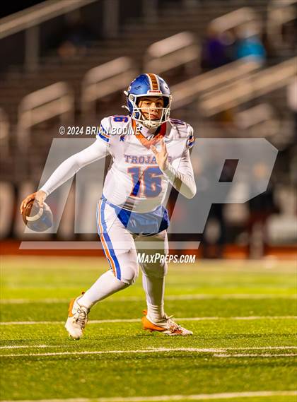 Thumbnail 3 in James Island vs Carolina Forest (SCHSL 5A-D1 Round 2) photogallery.