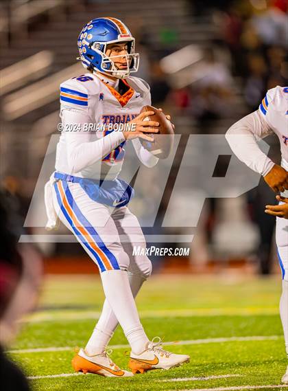 Thumbnail 3 in James Island vs Carolina Forest (SCHSL 5A-D1 Round 2) photogallery.