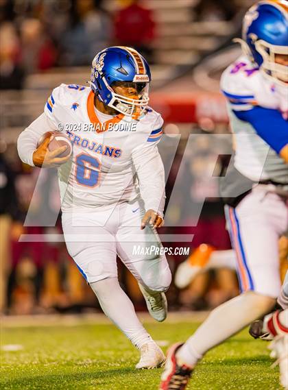 Thumbnail 3 in James Island vs Carolina Forest (SCHSL 5A-D1 Round 2) photogallery.