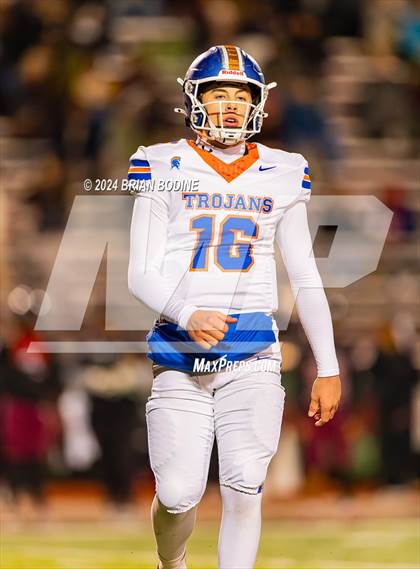 Thumbnail 3 in James Island vs Carolina Forest (SCHSL 5A-D1 Round 2) photogallery.