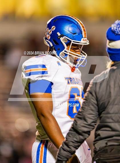 Thumbnail 3 in James Island vs Carolina Forest (SCHSL 5A-D1 Round 2) photogallery.