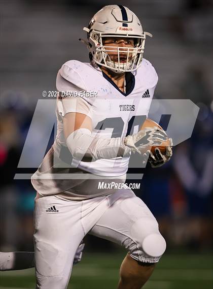 Thumbnail 1 in Hollidaysburg vs. Central Mountain photogallery.