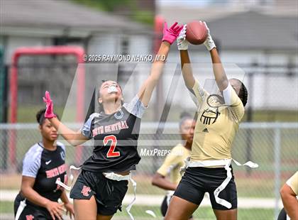 Thumbnail 3 in Warren Central vs North Central  photogallery.