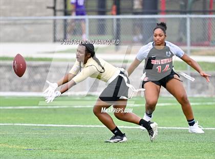Thumbnail 3 in Warren Central vs North Central  photogallery.