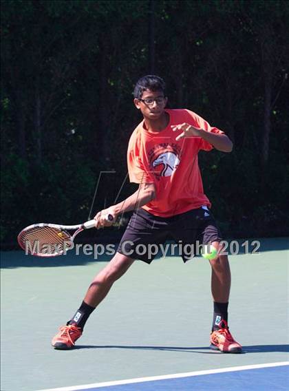 Thumbnail 1 in NYSPHSAA Boys Tennis Championships (Round 2) photogallery.