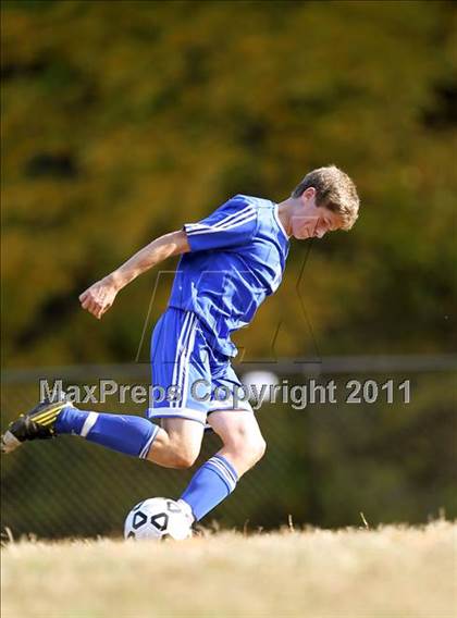 Thumbnail 2 in Pearl River @ Albertus Magnus photogallery.