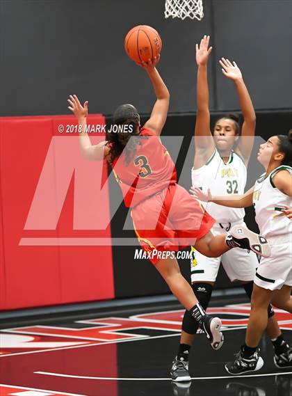 Thumbnail 2 in Rosary Academy vs. Long Beach Poly (Nike Tournament of Champions) photogallery.