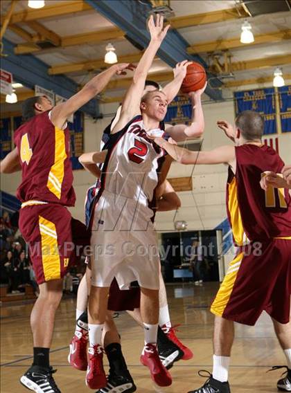 Thumbnail 1 in El Modena vs. Tesoro (O.C. North-South Challenge) photogallery.