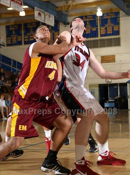 Thumbnail 3 in El Modena vs. Tesoro (O.C. North-South Challenge) photogallery.