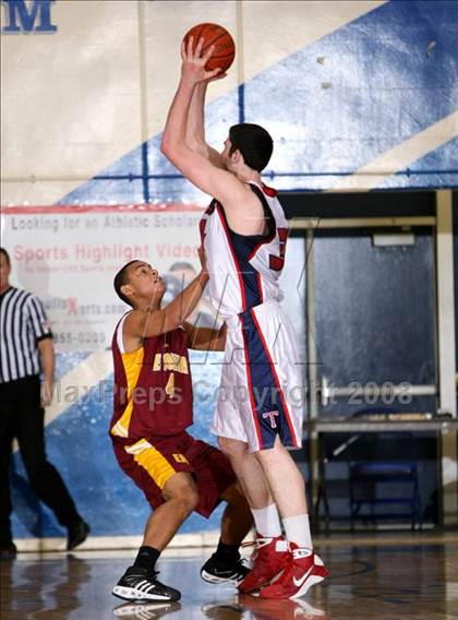 Thumbnail 1 in El Modena vs. Tesoro (O.C. North-South Challenge) photogallery.