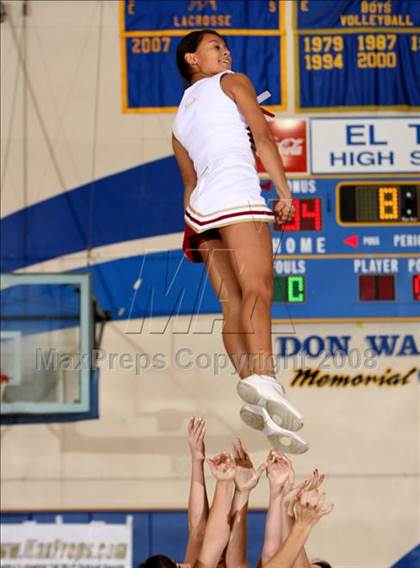 Thumbnail 3 in El Modena vs. Tesoro (O.C. North-South Challenge) photogallery.