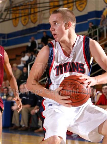 Thumbnail 3 in El Modena vs. Tesoro (O.C. North-South Challenge) photogallery.