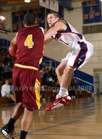 Thumbnail 3 in El Modena vs. Tesoro (O.C. North-South Challenge) photogallery.