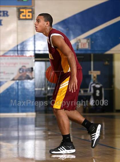 Thumbnail 3 in El Modena vs. Tesoro (O.C. North-South Challenge) photogallery.