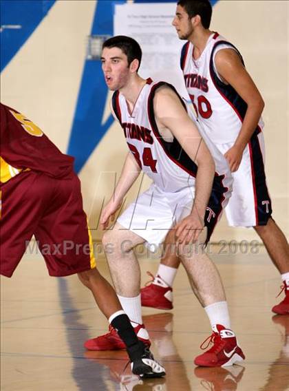 Thumbnail 2 in El Modena vs. Tesoro (O.C. North-South Challenge) photogallery.