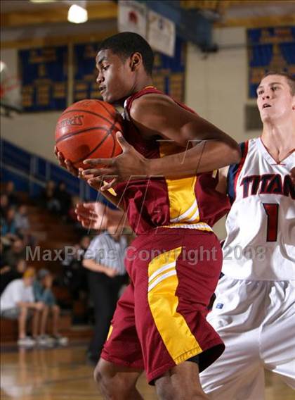 Thumbnail 3 in El Modena vs. Tesoro (O.C. North-South Challenge) photogallery.