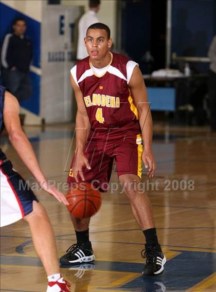 Thumbnail 1 in El Modena vs. Tesoro (O.C. North-South Challenge) photogallery.