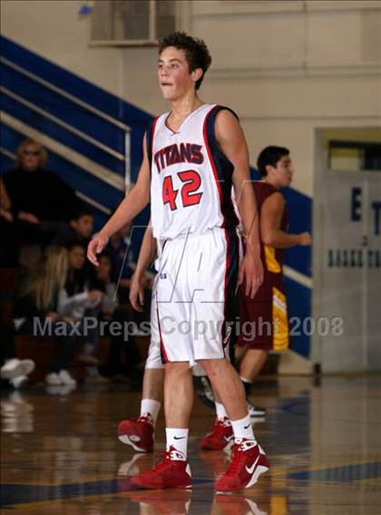 Thumbnail 2 in El Modena vs. Tesoro (O.C. North-South Challenge) photogallery.