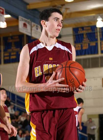 Thumbnail 1 in El Modena vs. Tesoro (O.C. North-South Challenge) photogallery.