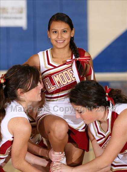 Thumbnail 2 in El Modena vs. Tesoro (O.C. North-South Challenge) photogallery.