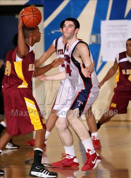 Thumbnail 2 in El Modena vs. Tesoro (O.C. North-South Challenge) photogallery.
