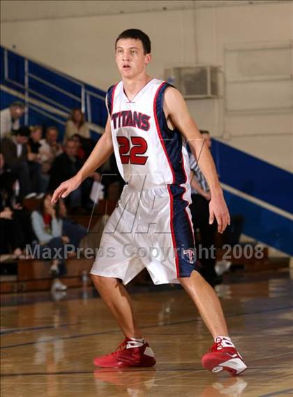 Thumbnail 1 in El Modena vs. Tesoro (O.C. North-South Challenge) photogallery.