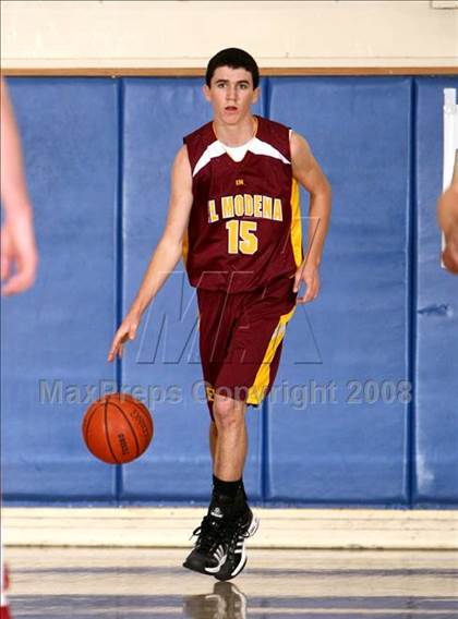 Thumbnail 2 in El Modena vs. Tesoro (O.C. North-South Challenge) photogallery.