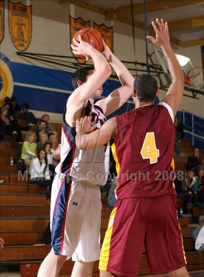 Thumbnail 2 in El Modena vs. Tesoro (O.C. North-South Challenge) photogallery.