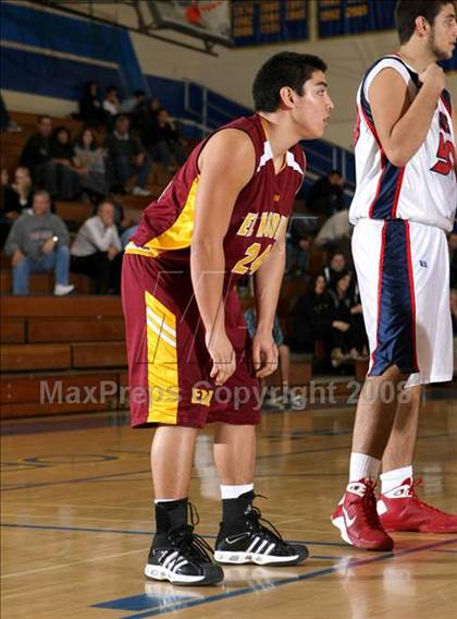 Thumbnail 2 in El Modena vs. Tesoro (O.C. North-South Challenge) photogallery.