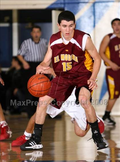 Thumbnail 2 in El Modena vs. Tesoro (O.C. North-South Challenge) photogallery.