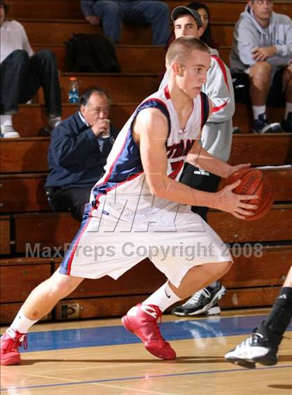 Thumbnail 1 in El Modena vs. Tesoro (O.C. North-South Challenge) photogallery.