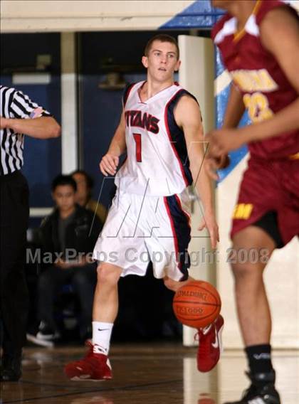 Thumbnail 2 in El Modena vs. Tesoro (O.C. North-South Challenge) photogallery.