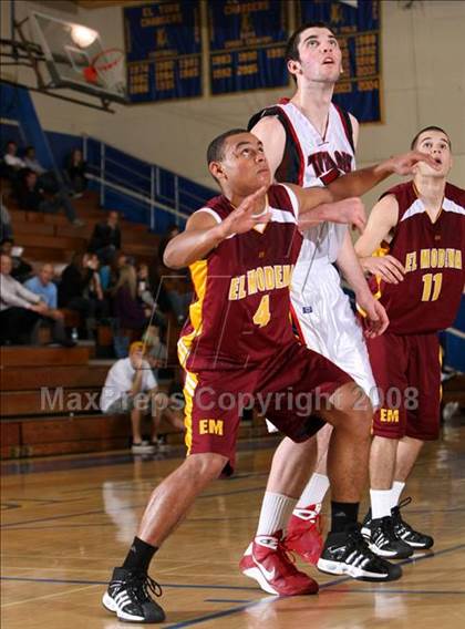 Thumbnail 2 in El Modena vs. Tesoro (O.C. North-South Challenge) photogallery.
