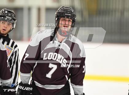 Thumbnail 2 in Kent @ Loomis Chaffee photogallery.