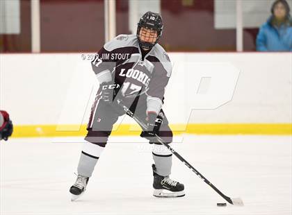 Thumbnail 3 in Kent @ Loomis Chaffee photogallery.