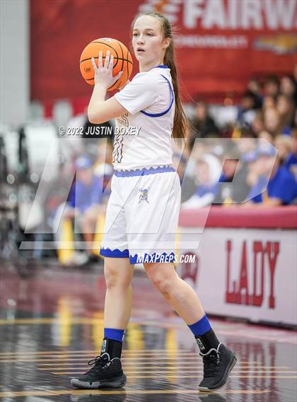 Thumbnail 1 in Moapa Valley vs. Spring Creek (NIAA Class 3A State Girls Semifinal) photogallery.