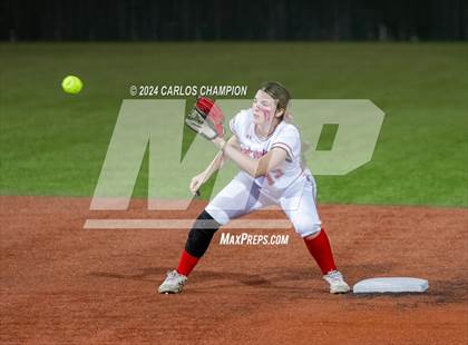 Thumbnail 3 in West vs. Burnet (Liberty Hill Round Robin) photogallery.